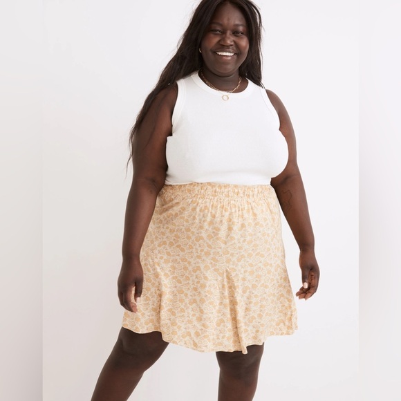 Madewell Pull-On Swing Mini Skirt in Piccola Floral Yellow Size Large - Picture 1 of 6